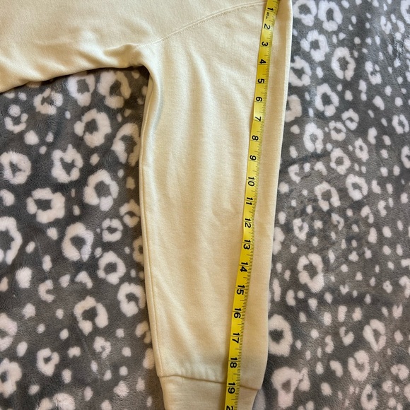 VTG 90s Cathy Daniel’s Ivory & Gold Trim Cardigan/Size Large - Picture 14 of 14